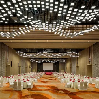 Customizable Modern Creative Large Square Module Chandeliers Banquet Hall Commercial High Ceilings for Hotel Sales Department | Restaurant/Club |