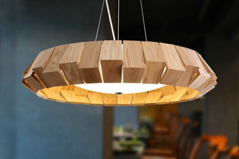 what is the material used for the pendant light